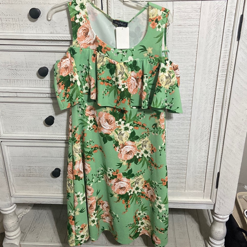 NWT Slinky Brand cold shoulder dress